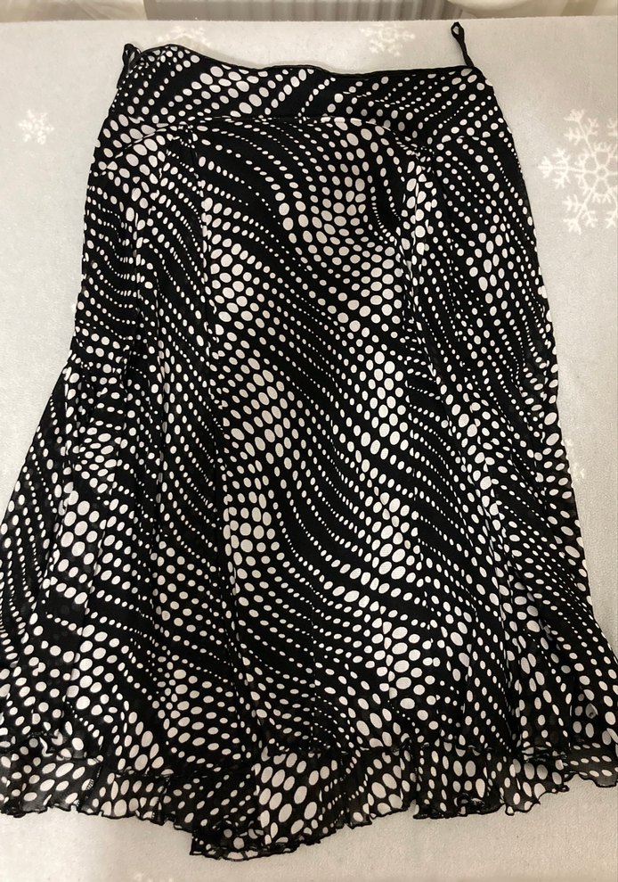 Vintage Siyah Desenli Piliseli Midi Etek - Görsel 3