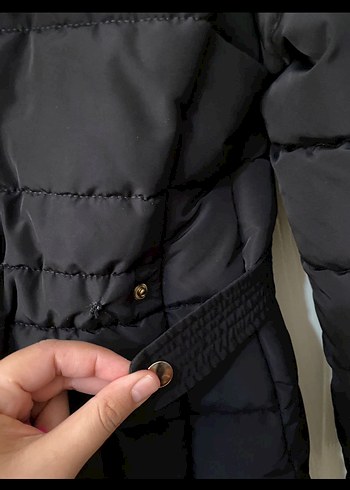 Siyah Kürklü Kadın Kışlık Mont - Görsel 6