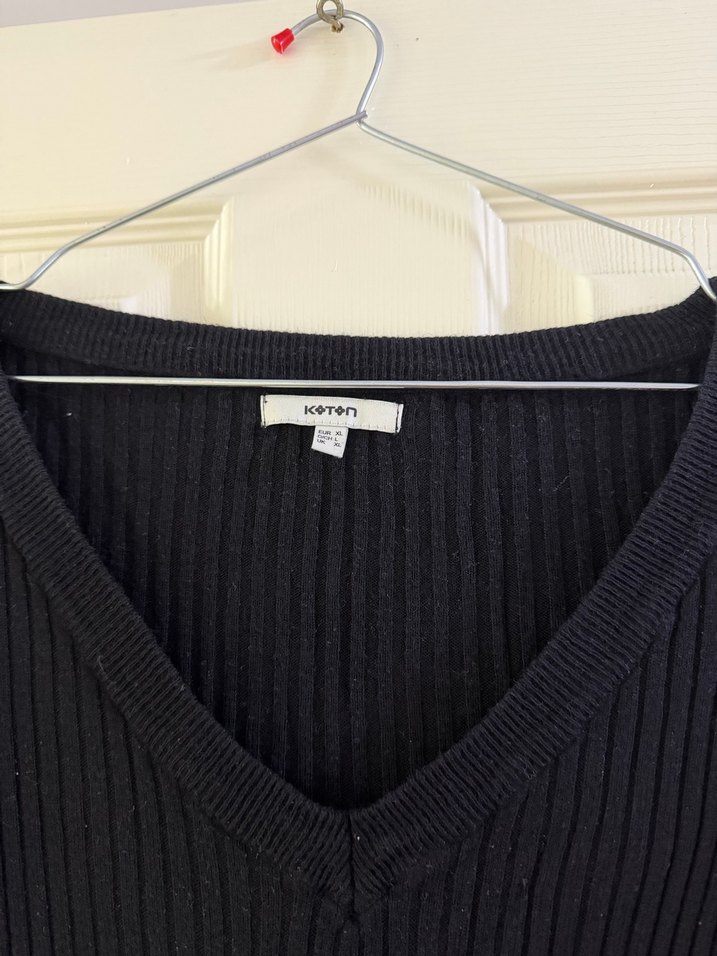 Kadın Siyah V Yaka Triko Midi Kazak - Görsel 2