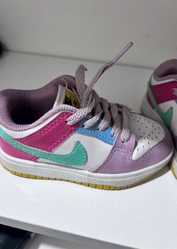 Nike Kız Çocuk Bağcıklı Çok Renkli Sneakers - Görsel 2