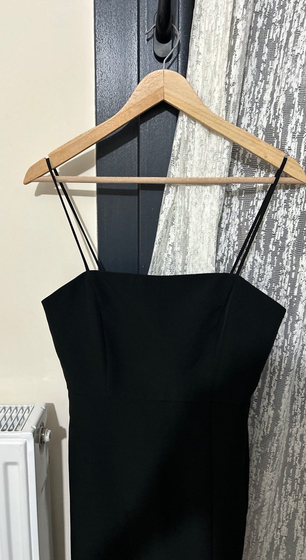 Zara ip askılı yırtmaçlı elbise - Görsel 3