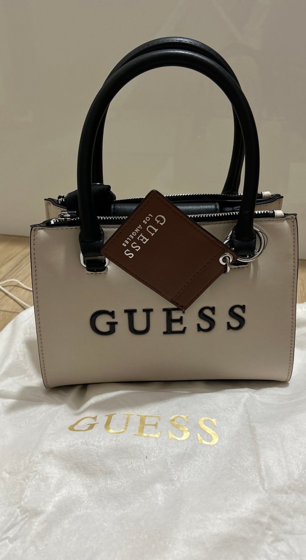 Guess Bej Deri Kadın Omuz Çantası - Görsel 2