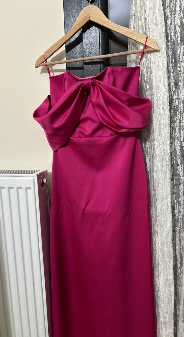 Adl Night Zoom Mert Aslan gece elbisesi - Görsel 3