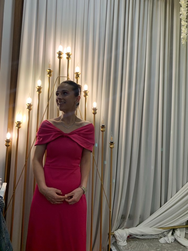 Adl Night Zoom Mert Aslan gece elbisesi - Görsel 4