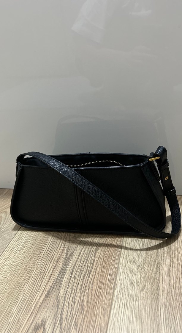 Hm mini omuz çantası çok az kullanıldı - Görsel 4