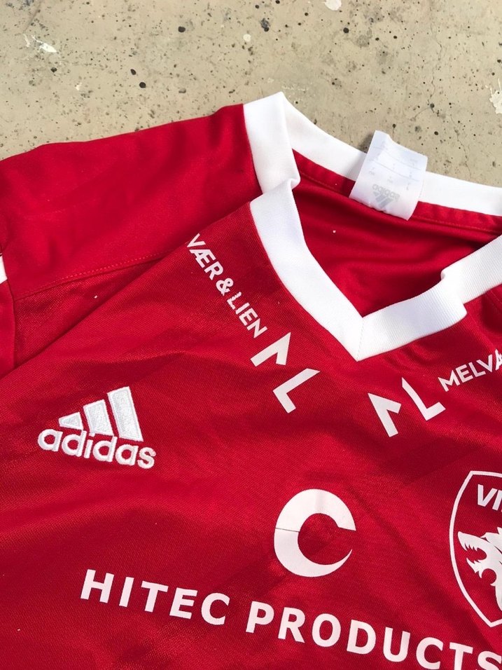 ADİDAS VİNTAGE UZUN KOLLU FORMA - Görsel 2