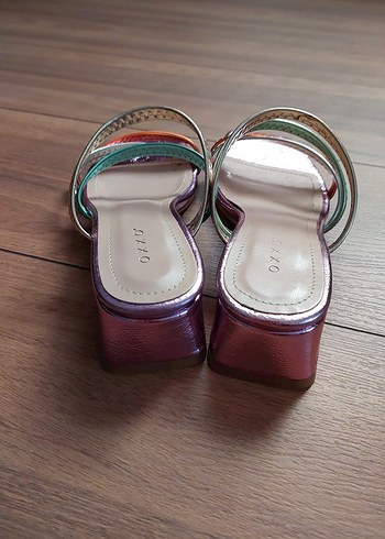 Vintage Yılan Desenli Çok Renkli Topuklu Sandalet - Görsel 2