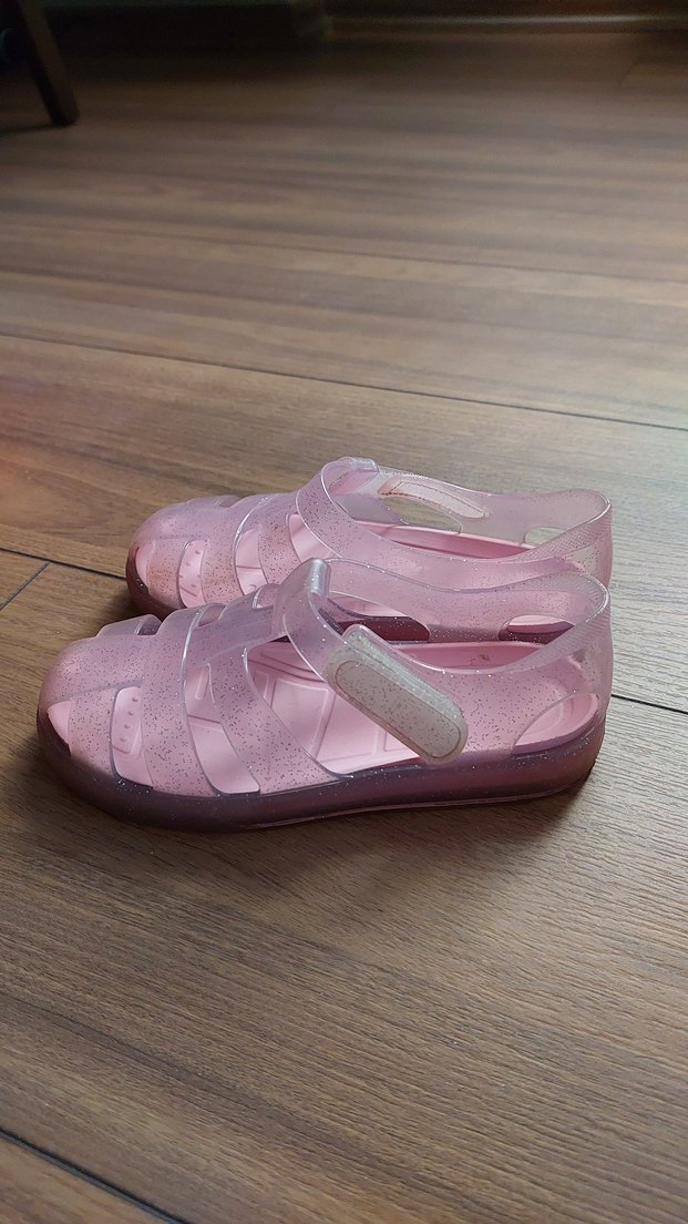 Kız Çocuk Pembe Sandalet - Görsel 2