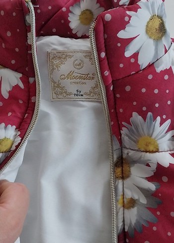 Çiçek Desenli Kız Yeleği. Yeniden hiçbir farkı yoktur - Görsel 3