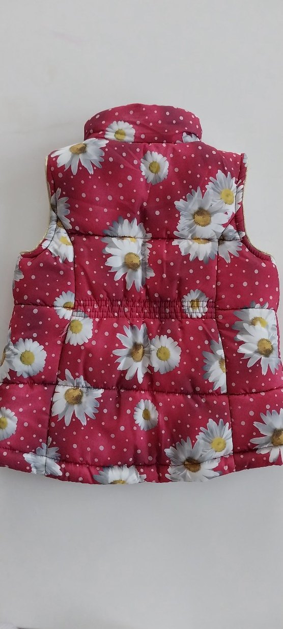 Çiçek Desenli Kız Yeleği. Yeniden hiçbir farkı yoktur - Görsel 4