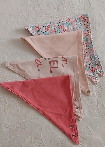 Bebek için 4'lü Desenli Önlük Seti - Görsel 3