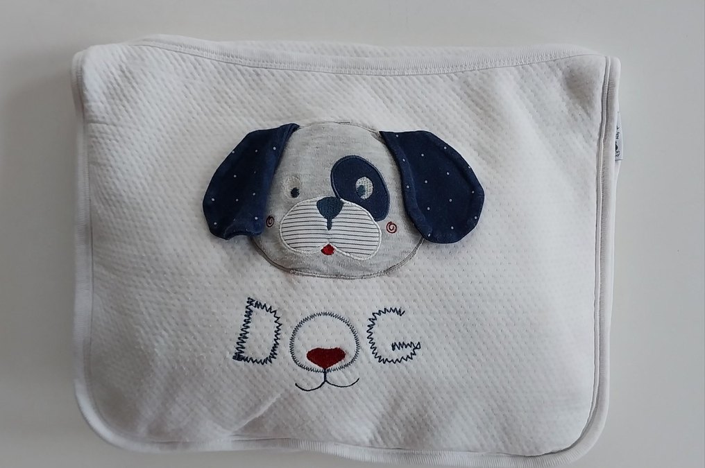 Nakışlı Beyaz Gri Çocuk Uyku Seti - Görsel 4