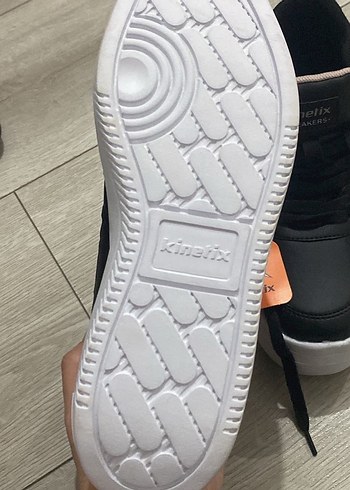Kadın snecker - Görsel 5