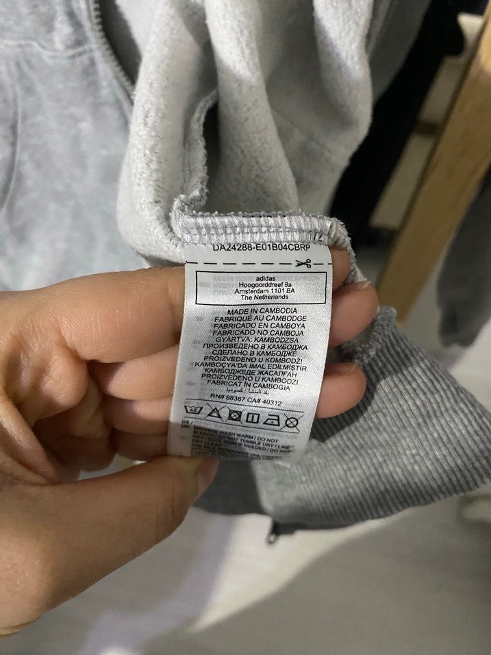 Gri Adidas Kapüşonlu Fermuarlı Ceket - Görsel 4