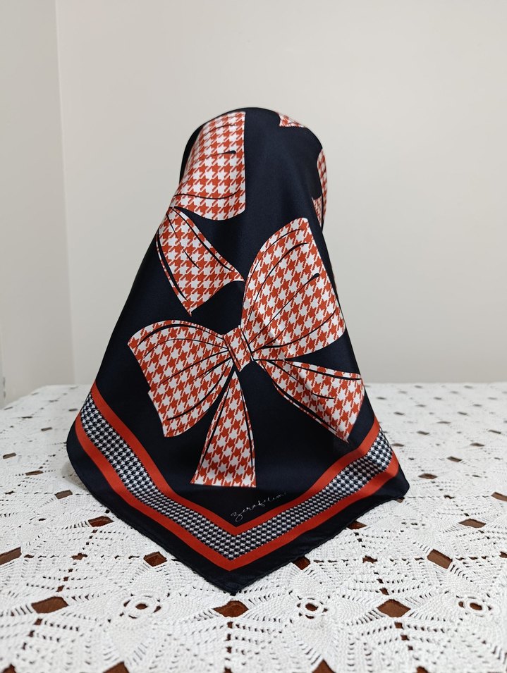 ZERFETİM Eşarp - Görsel 2