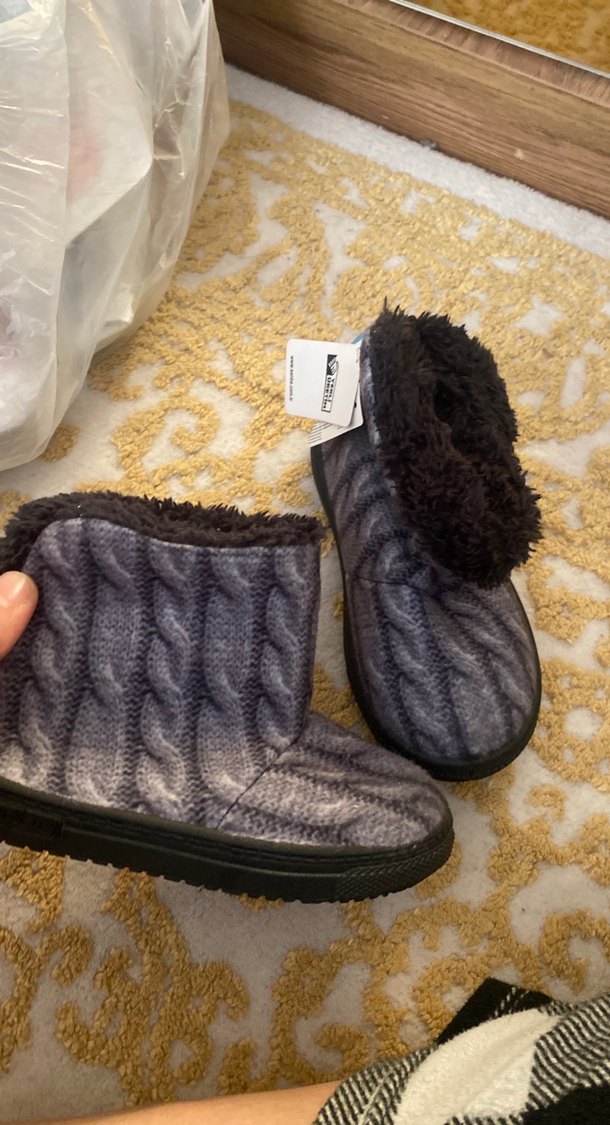 Gri Erkek Çocuk Sıcak Kürklü Ev Terliği - Görsel 2