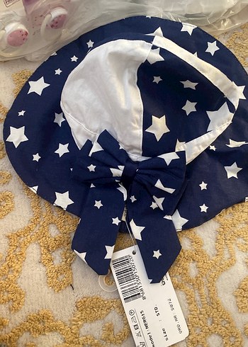 Yıldız Desenli Mavi Fiyonk Detaylı Çocuk Şapkası - Görsel 4