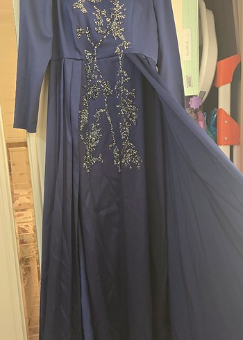 Nakışlı Lacivert Uzun Abiye Elbise - Görsel 4