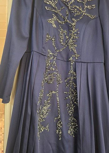 Nakışlı Lacivert Uzun Abiye Elbise - Görsel 3