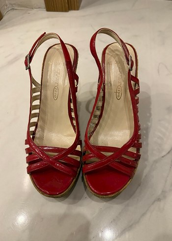 Fuşya Tokalı Kadın Dolgu Topuklu Ayakkabı - Görsel 2