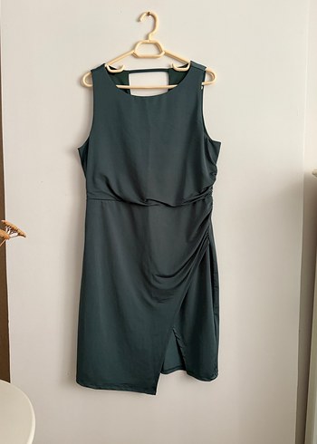 Kolsuz V Yaka Midi Yeşil Elbise - Görsel 2