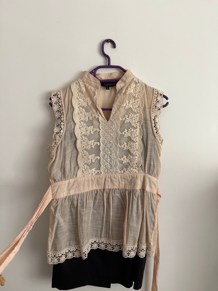 Dantel Detaylı Bohem V-Yaka Bluz - Görsel 2