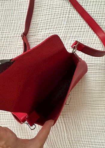 Kırmızı Deri Kadın Çanta Tokalı - Görsel 3