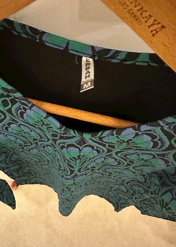 Mavi Desenli Bohem Uzun Kollu V Yaka Tunik - Görsel 2