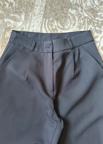 Siyah Kadın Kumaş Pantolon Midi Boy - Görsel 2