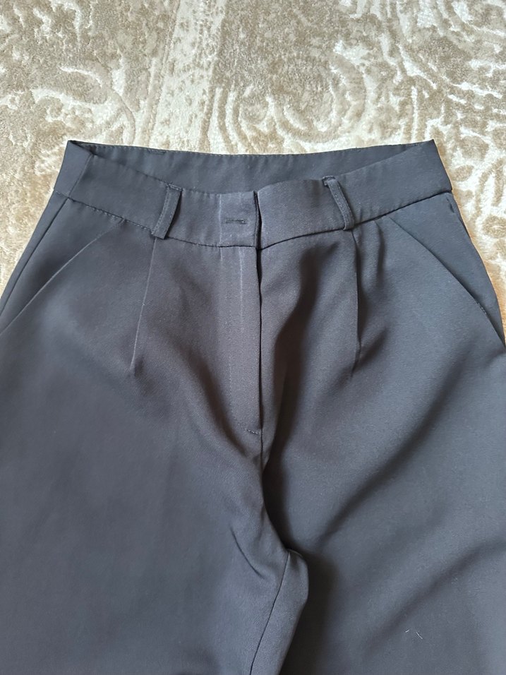 Siyah Kadın Kumaş Pantolon Midi Boy - Görsel 2