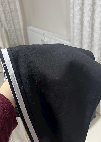 Erkek Çocuk Kırmızı Baskılı Eşofman Takımı - Görsel 4