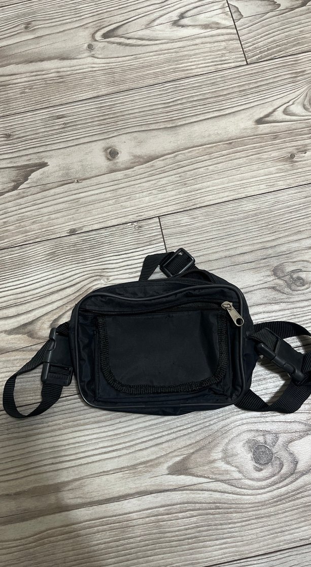 Siyah Kadın Bel Çantası - Görsel 2