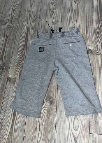 Erkek Gri Pamuklu Rahat Kesim Şort - Görsel 2