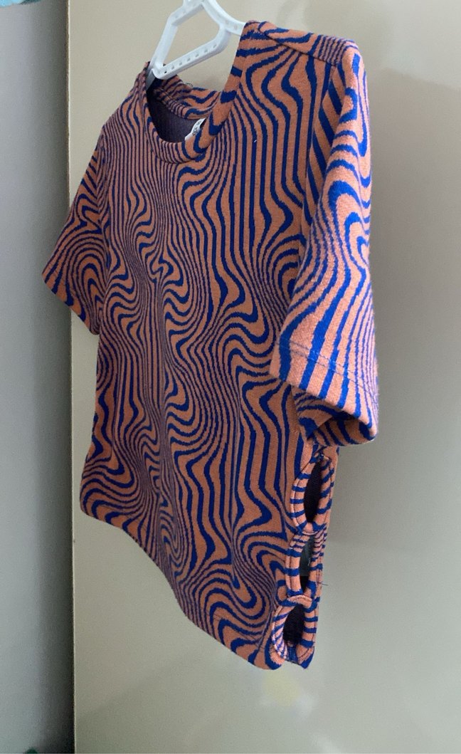 Kahverengi Batik Desenli Kısa Kollu Kadın Tişört - Görsel 2