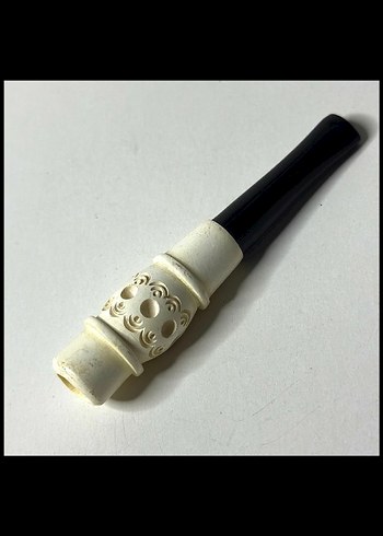 Beyaz Renkli Koyu AĞIZLIK - Görsel 2