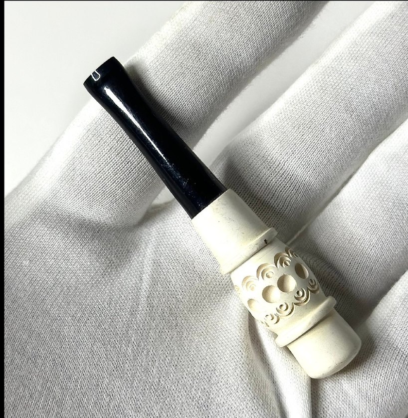 Beyaz Renkli Koyu AĞIZLIK - Görsel 5