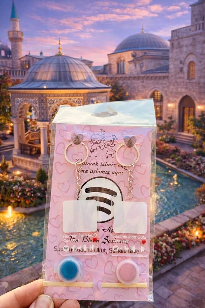 Renkli Zincir Detaylı Kadın Anahtarlık - Görsel 3