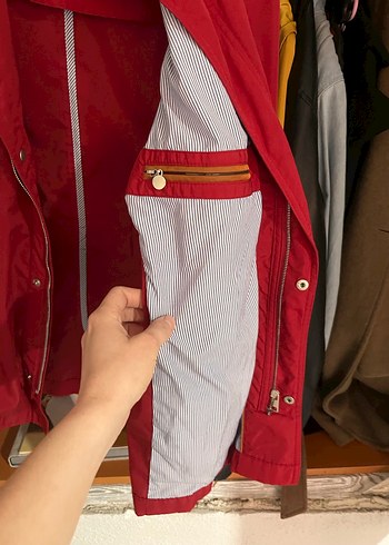 Kırmızı Fermuarlı Kadın Ceket - Görsel 2