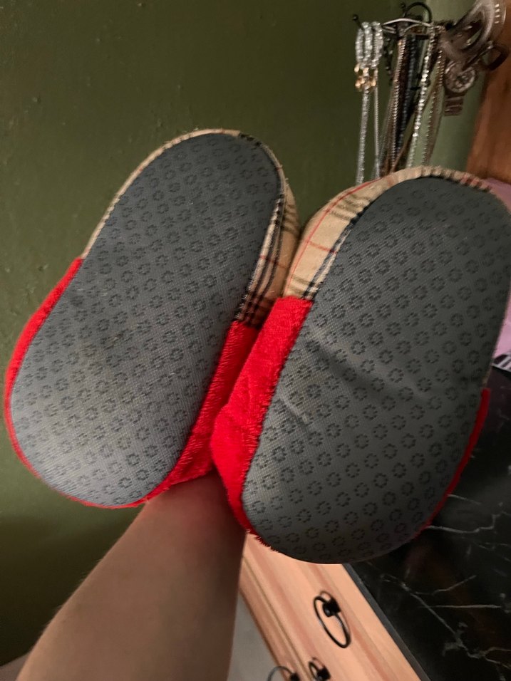 Kızıl Renkli Nakışlı Erkek Çocuk Ev Terliği - Görsel 2