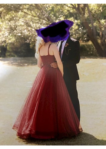 Bordo Straplez Transparan nişan elbisesi - Görsel 2