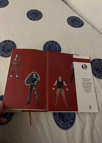 Broke & Light - Zeynep Sahra - Görsel 5