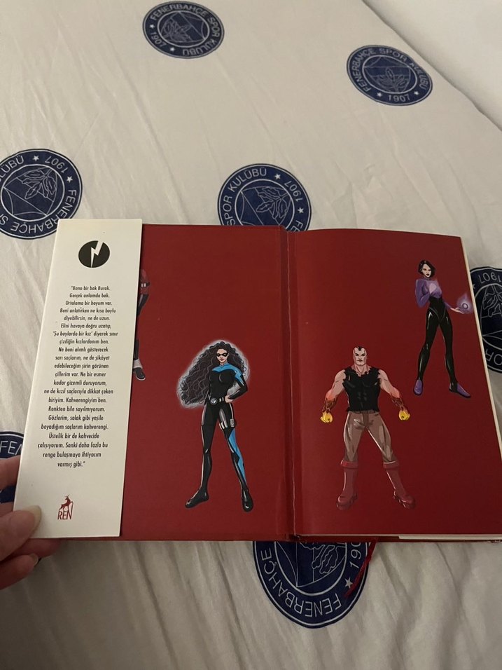 Broke & Light - Zeynep Sahra - Görsel 4