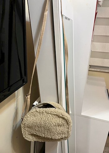 Kadın Açık Vizon Kürklü Peluş Mini Omuz Çantası - Görsel 3