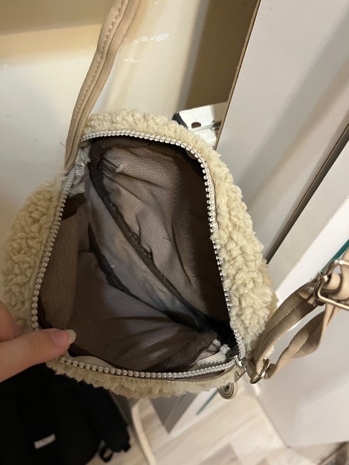 Kadın Açık Vizon Kürklü Peluş Mini Omuz Çantası - Görsel 5