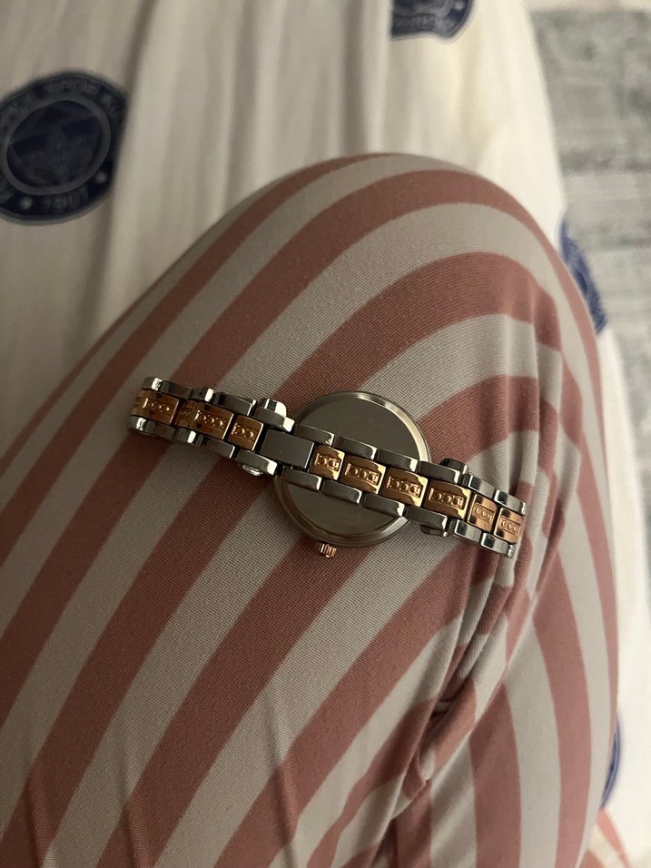 Pembe kadranlı tokalı kadın saati - Görsel 3