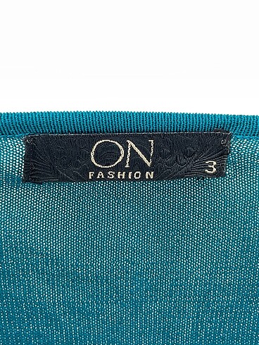 l Beden çeşitli Renk On Fashion Bluz %70 İndirimli.