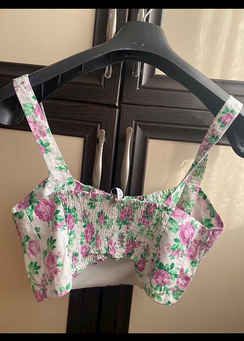 Pembe Çiçek Desenli Kısa Büstiyer - Görsel 2