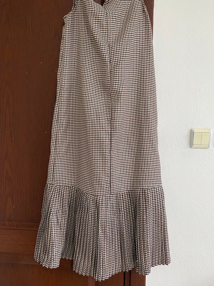 Drapeli Askılı Midi Kareli Elbise - Görsel 3