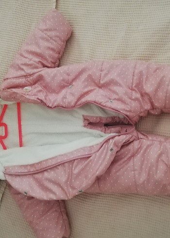 Pembe Düğmeli Bebek Tulumu - Görsel 2