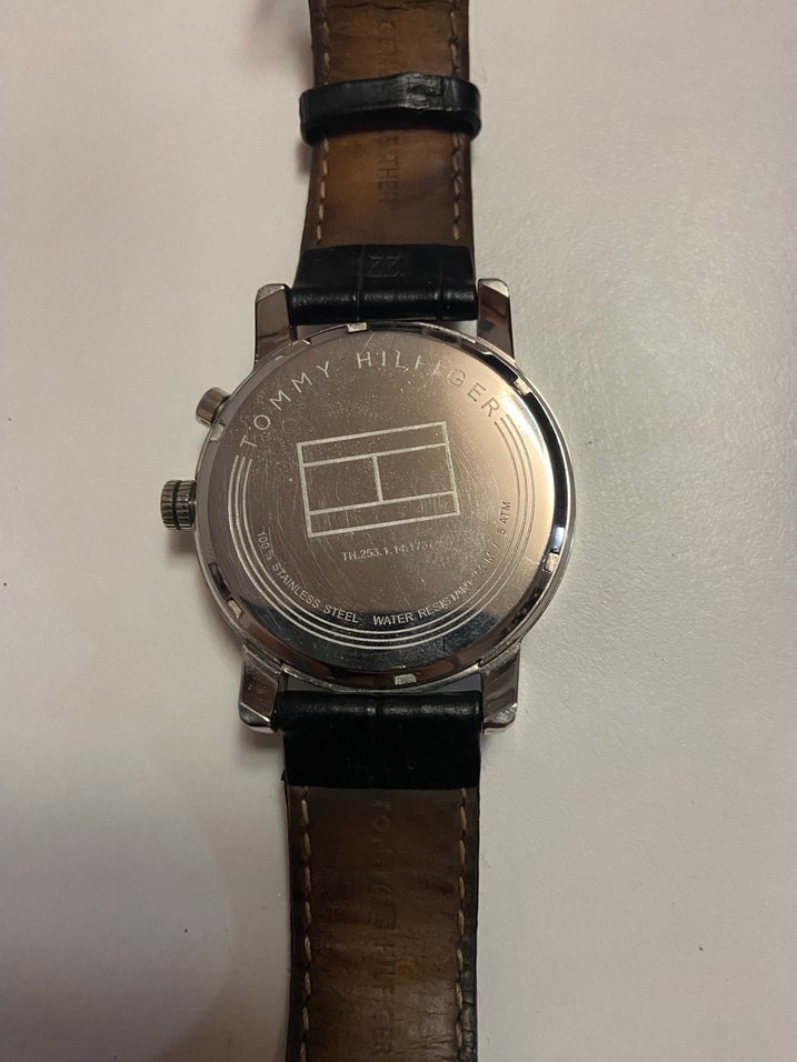 Tommy Hilfiger Klasik Siyah Erkek Saat - Görsel 2